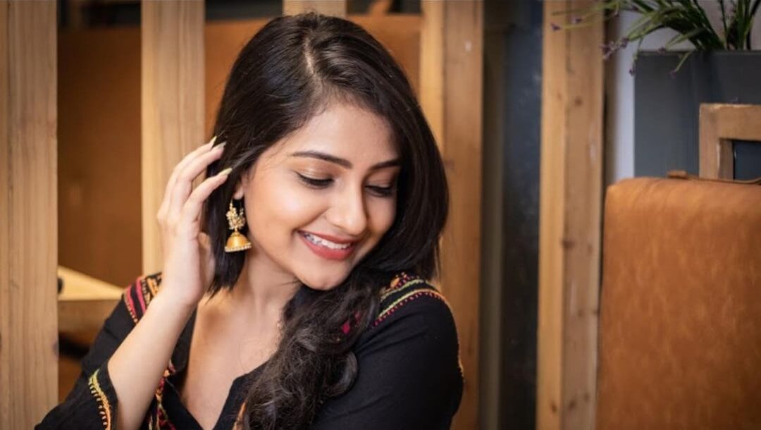 Akshita Mudgal Biography, Age, Boyfriend, Family, Facts and More
