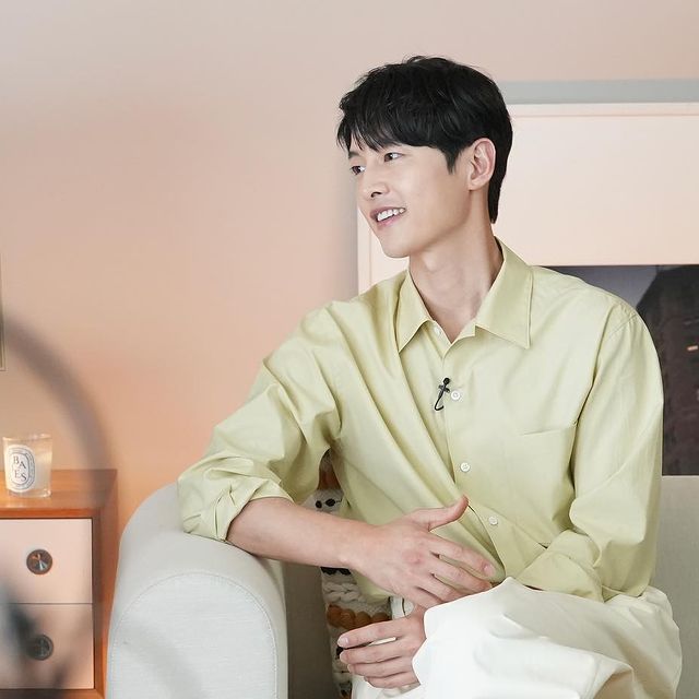 Song Joong Ki Biography, Age, Height, Family, Wife & Net Worth 4
